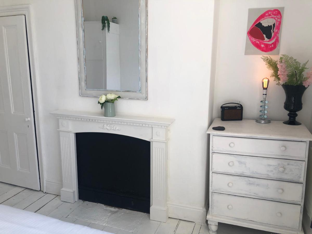 New! Seaside Central Scarborough Apartment Exteriör bild